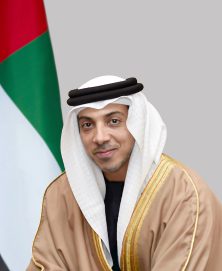 منصور بن زايد يهنئ هاتفياً أحمد عبد الله الأحمد الصباح بتعيينه رئيسا للوزراء بالكويت