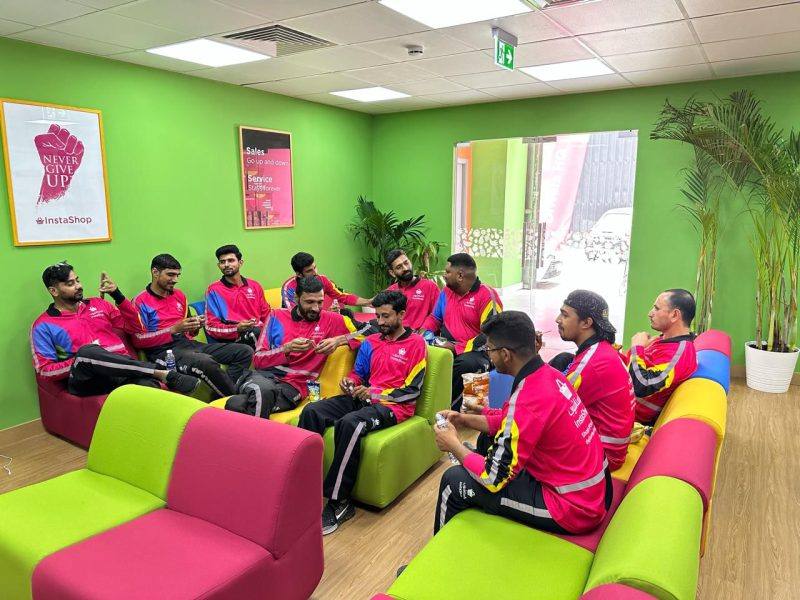 6000 استراحة لعمال خدمات التوصيل خلال فترة “حظر العمل وقت الظهيرة”