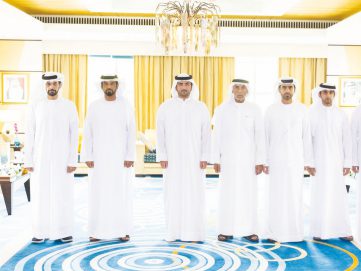 محمد بن مكتوم يترأس الاجتماع الأول لمجلس إدارة نادي دبي لسباقات الهجن