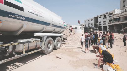 70 ألف مستفيد من توفير المياه الصالحة للشرب للنازحين جنوب قطاع غزة