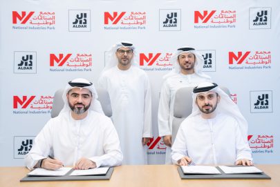 “الدار” و “موانئ دبي” توقعان اتفاقية استراتيجية لتطوير مجمع للمرافق اللوجستية من الدرجة الأولى