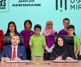 ميرال و«الدار للتعليم» تتعاونان لإثراء التجارب التعليمية لدى الطلاب في أبوظبي