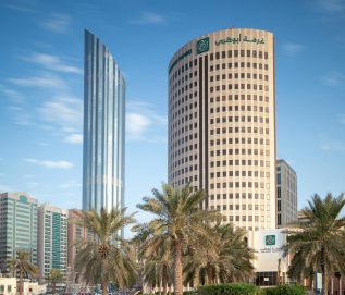 غرفة أبوظبي تربط القطاع الخاص المحلي بأكثر من 3 ملايين شركة عالمية عبر منصة 
