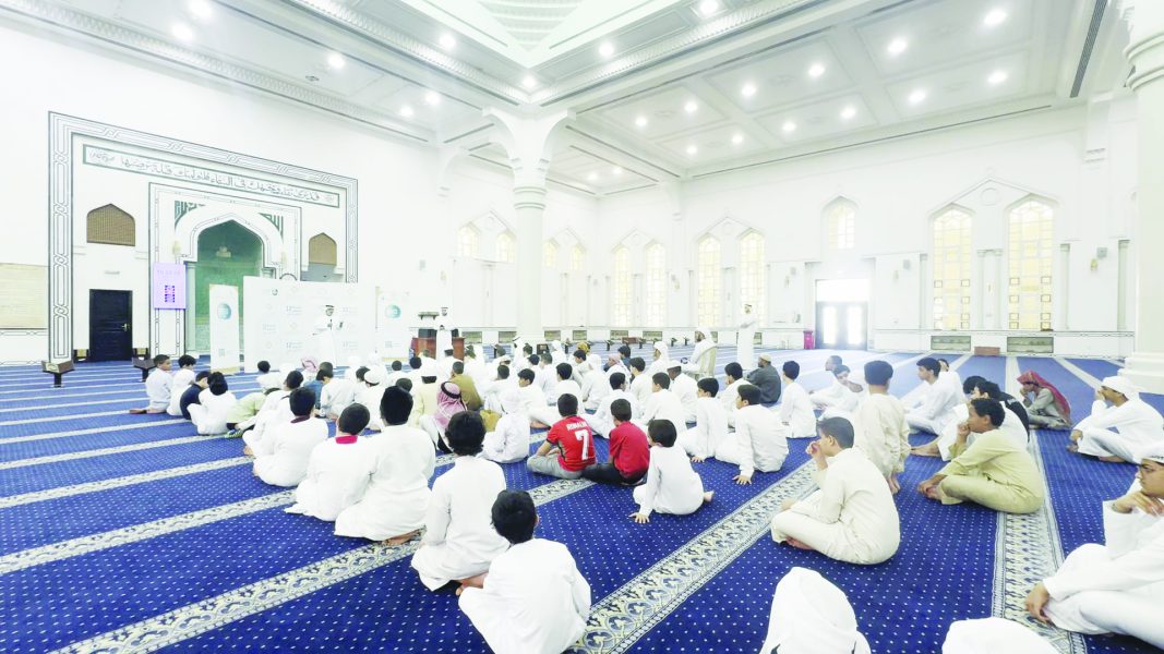 مركز حميد بن راشد لخدمة القرآن يختتم برنامجه  الصيفي الـ 12
