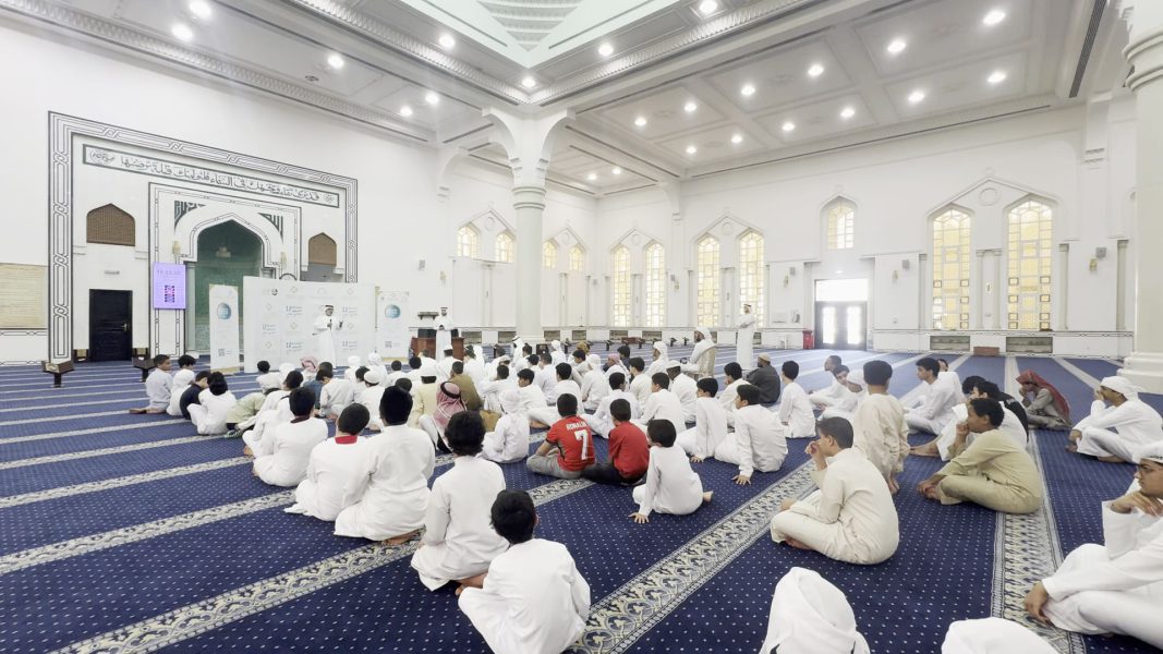 مركز حميد بن راشد لخدمة القرآن يختتم برنامجه  الصيفي الـ 12