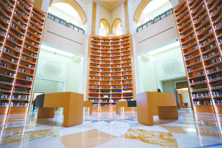 مكتبة قصر الوطن تتيح عضويتها مجاناً