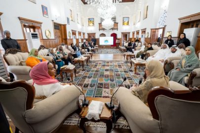 جواهر القاسمي تلتقي سيدة زنجبار الأولى و تبحث آفاق التعاون بين “القلب الكبير” ومنظمة”مايشا بورا”