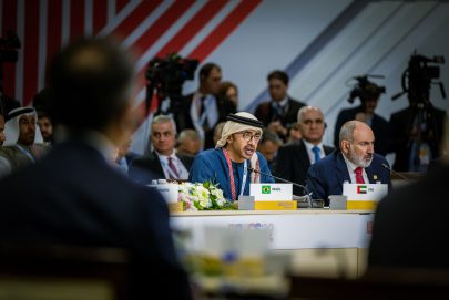 عبدالله بن زايد يحضر قمة “بريكس بلس” في قازان