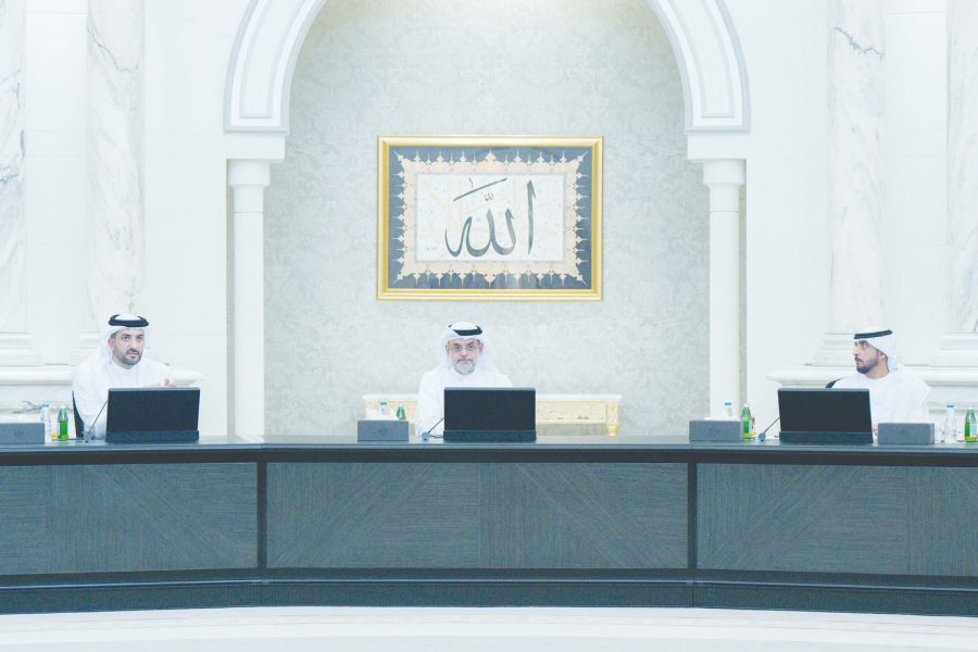 ولي عهد الشارقة يترأس اجتماع المجلس التنفيذي