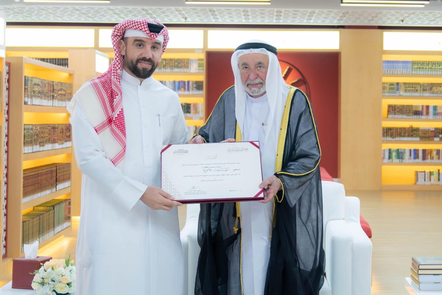 سلطان القاسمي يكرّم الفائزين بجائزة الشارقة للدراسات اللغوية والمعجمية في دروتها السابعة