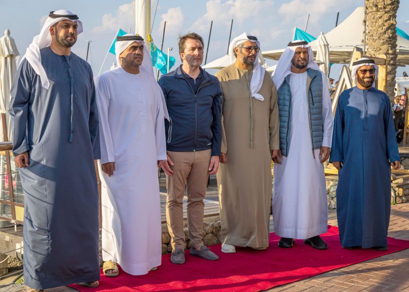 أحمد بن حمدان يدشن 4 مراكز معتمدة دوليا لتدريب وتطوير “الشراع والتجديف”