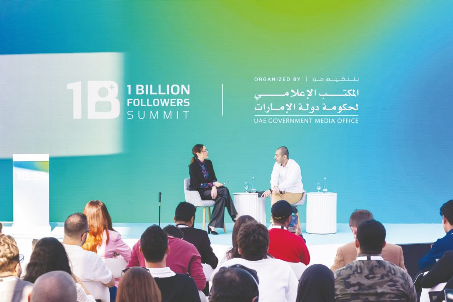 ديفيد يانغ يستعرض في قمة المليار متابع أسرار تعزيز المبيعات بواسطة الذكاء الاصطناعي