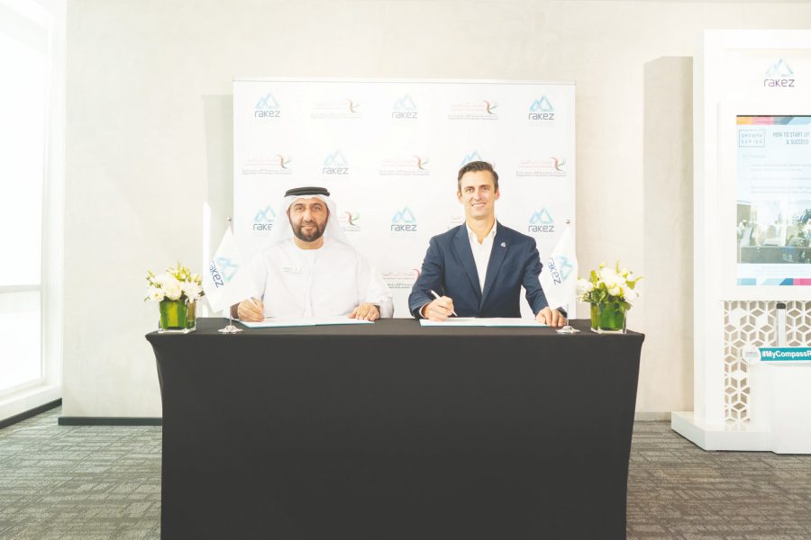 “راكز” و”اقتصادية رأس الخيمة” يعززان خدمات الأعمال في الإمارة