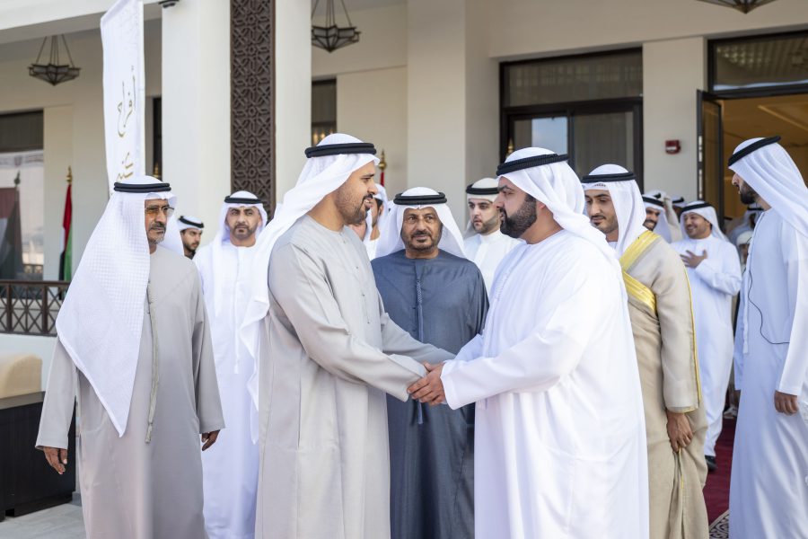 ذياب بن محمد بن زايد يحضر حفل زفاف طحنون المذيوبي الكتبي