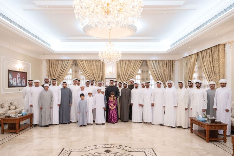 خالد بن محمد بن زايد يزور حميد محمد بخيت الكتبي في منطقة العين