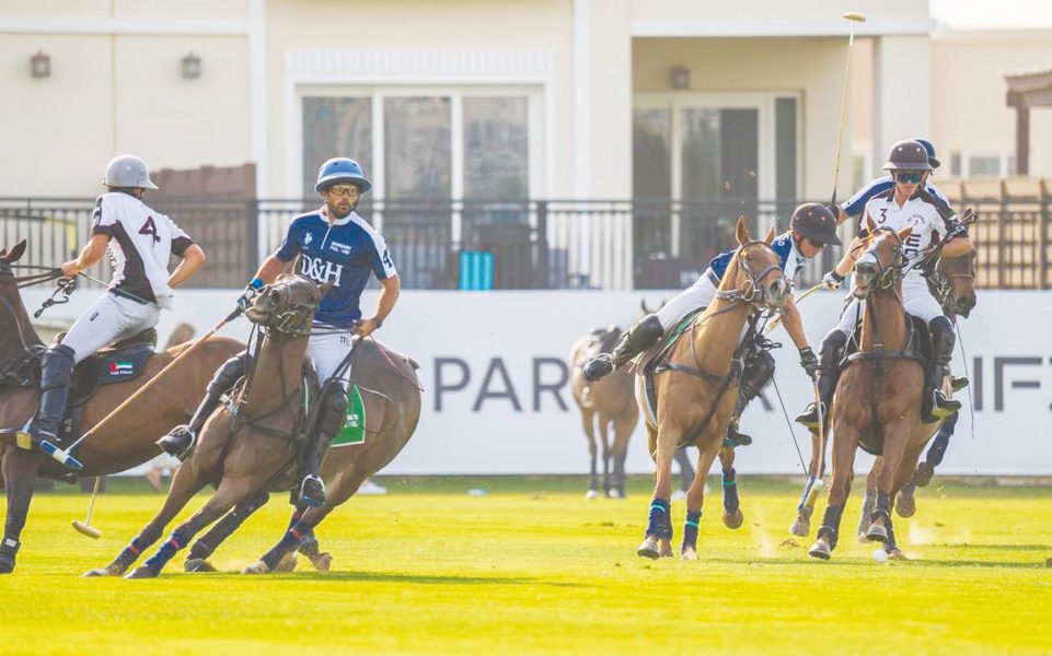 ميثاء بنت محمد تقود فريق الإمارات للفوز في دبي الذهبية للبولو