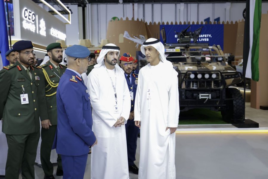 حمدان بن محمد يفتتح معرض “آيدكس” ويشيد بتطوّر الصناعات الدفاعية لدولة الإمارات