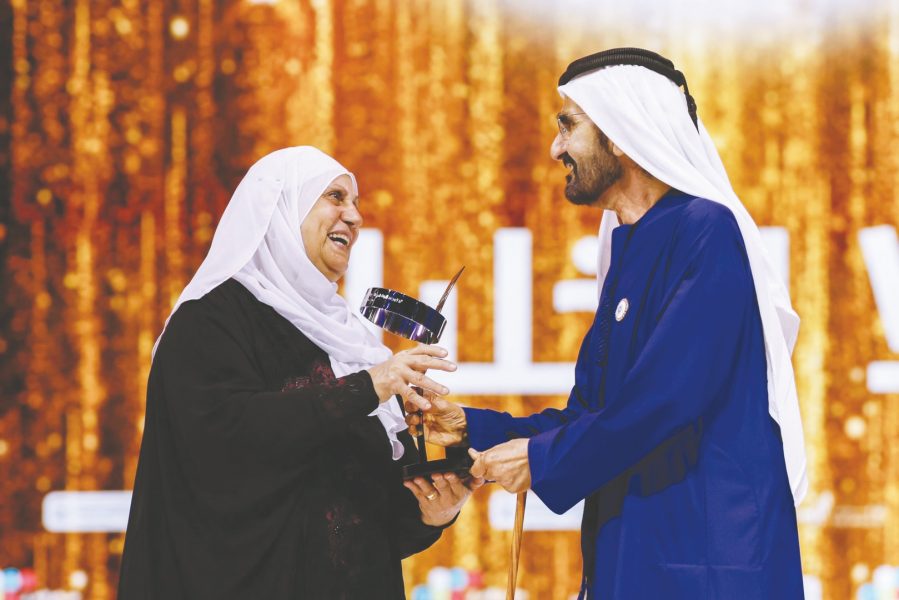 صناع الأمل .. قصص إنسانية وأثر لا ينمحي من حياة وذاكرة ملايين البشر