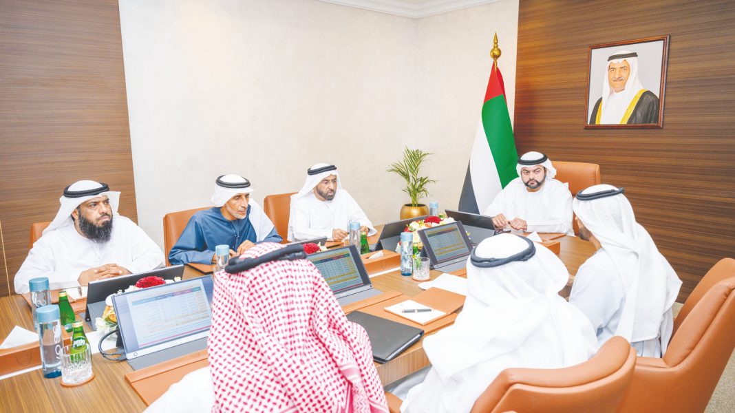 محمد الشرقي يترأس الاجتماع الأوّل لجامعة الفجيرة بعد دمجها