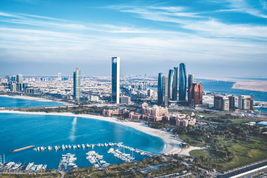 أبوظبي تُعزز التعاون التجاري والاستثمارات المشتركة مع الصين