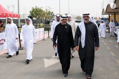 خالد بن محمد بن زايد يلتقي أعضاء فريق الإمارات “إكس آر جي” في المرحلة الثانية من طواف الإمارات 2025