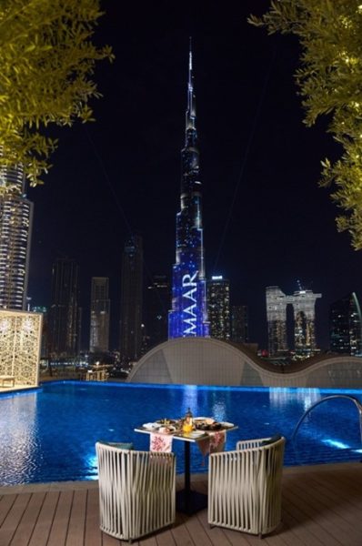 مطعم ذي رستورانت العنوان دبي مول إفطار رمضانيّ بنكهات أصيلة وأجواء فاخرة