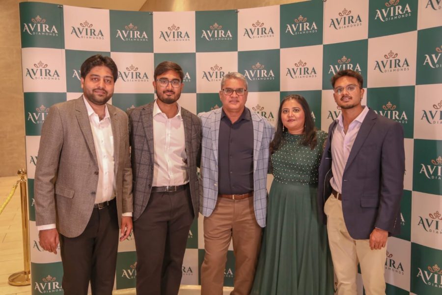 كريستال كريست تُطلق “أفيرا دايموندز” في سيليكون سنترال مول بدبي