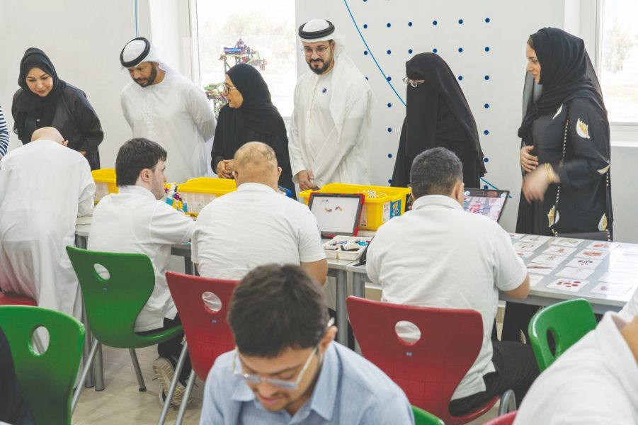 “الإمارات للتنمية” يطلق أول مختبر للذكاء الاصطناعي مخصص لأصحاب الهمم