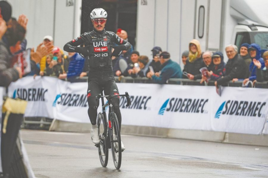 الإمارات للدراجات يحقق انتصارين في إيطاليا وكاتالونيا