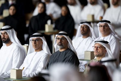 ولي عهد أبوظبي يشهد الجلسة الرمضانية الأولى لمجلس محمد بن زايد بعنوان “مستقبل الأنظمة المالية في عصر التقنيات الذكية”