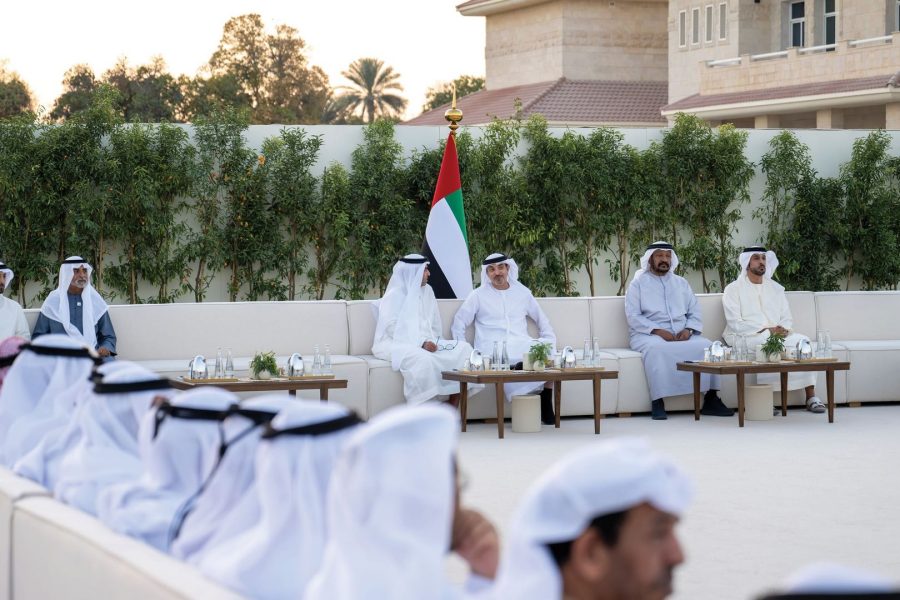 هزاع بن زايد يستقبل المهنئين بشهر رمضان المبارك