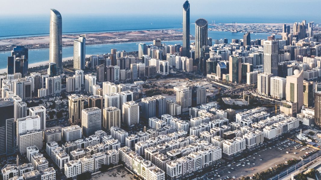 دائرة البلديات والنقل تُطلق دورة جديدة من حملة «سكنك مسؤوليتك»