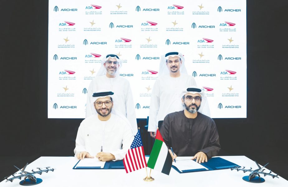 “طيران أبوظبي” تتعاون مع “آرتشر للطيران” لتشغيل أولى طائرات “ميدنايت” الكهربائية