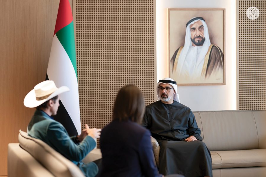 خالد بن محمد بن زايد يشهد توقيع اتفاقية شراكة استراتيجية بين دائرة الثقافة والسياحة – أبوظبي وشركتي “نوفا سكاي ستوريز” و”أنالوج”