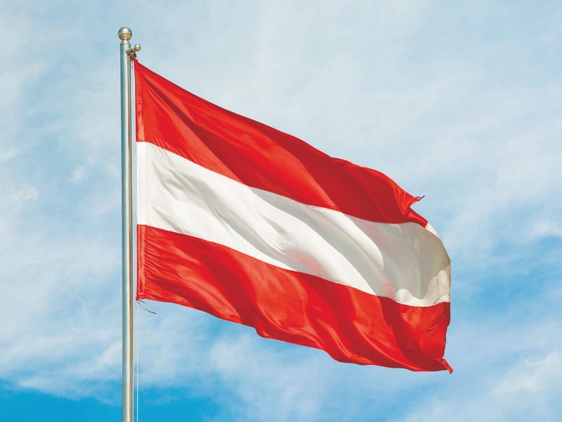 الرسوم الجمركية الأمريكية تفرض ضغوطا على صناعة السيارات النمساوية