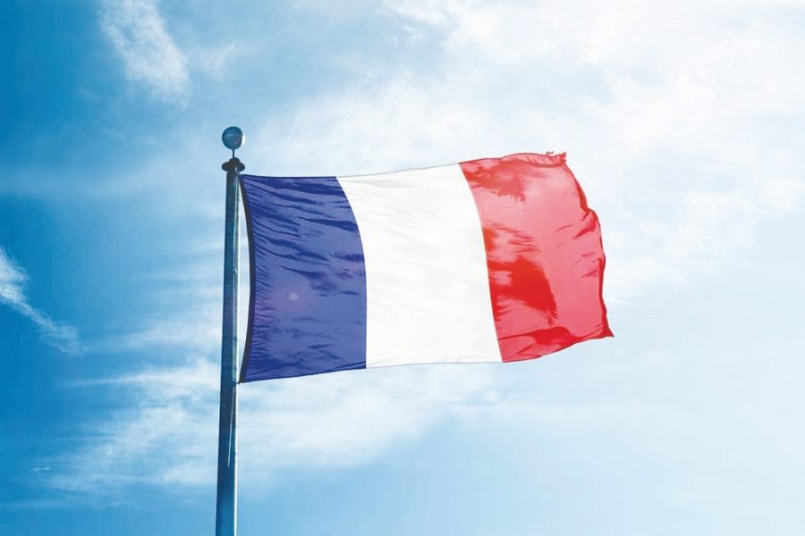 الحكومة الفرنسية تدرس إلغاء التخفيض الضريبي الممنوح للمتقاعدين ضمن موازنة 2026