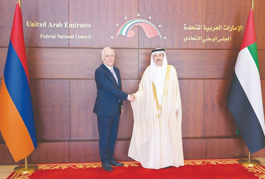 صقر غباش يستقبل رئيس أرمينيا