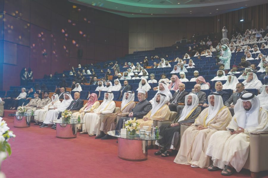 سلطان بن أحمد القاسمي يشهد انطلاق أعمال مؤتمر مقاصد القرآن الكريم بين التأصيل والتفعيل