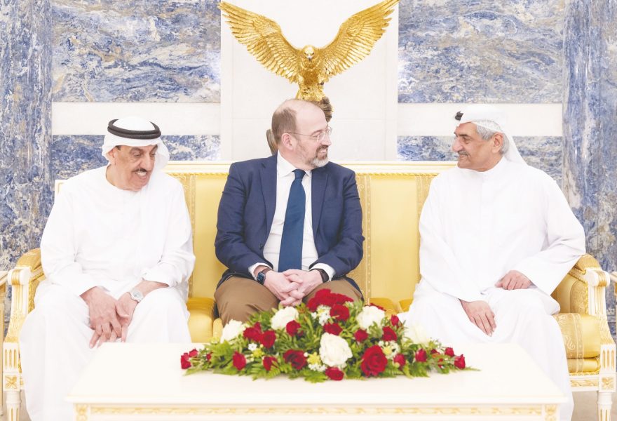 حاكم الفجيرة يستقبل الوفود المشاركة في “فوجكون 2025” ويؤكد على أهمية الملاحة البحرية