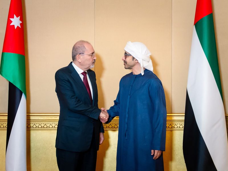 عبدالله بن زايد يستقبل أيمن الصفدي ويبحثان العلاقات الأخوية بين البلدين
