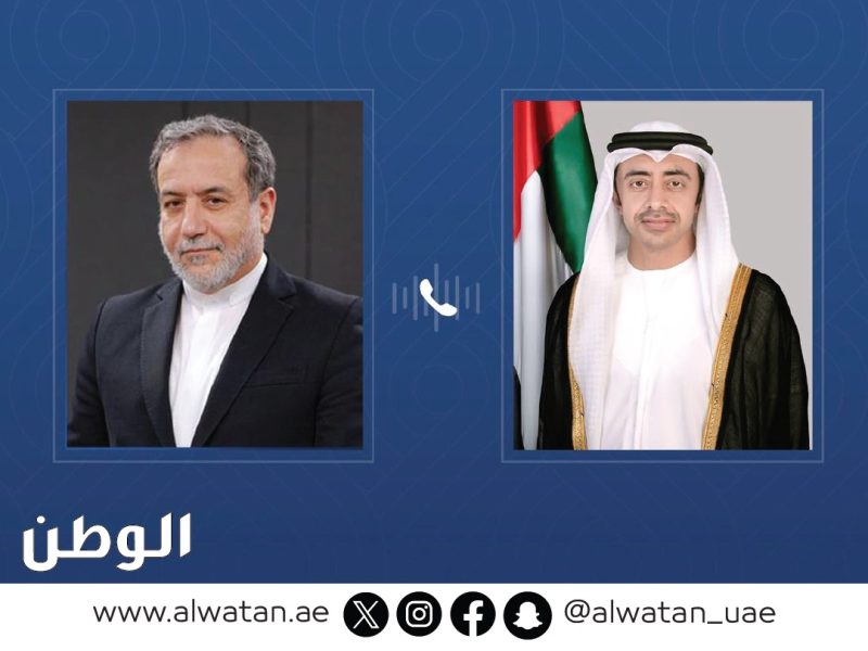 عبدالله بن زايد يتلقى اتصالا هاتفيا من وزير خارجية إيران