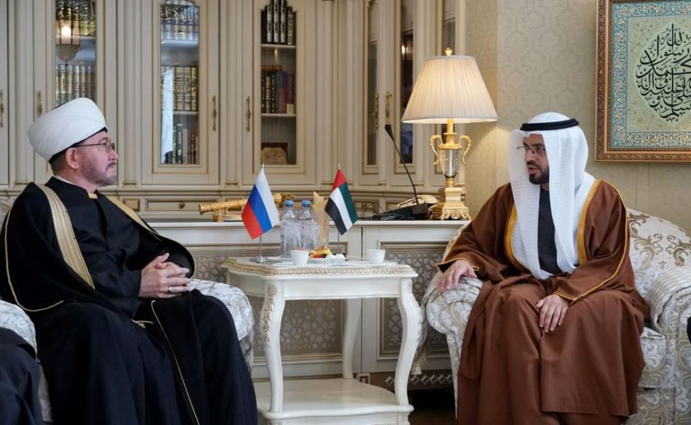 “ الشؤون الإسلامية والأوقاف”و”إدارة مسلمي روسيا” يبحثان التعاون في نشر قيم الدين السمحة