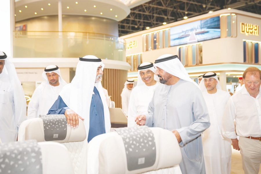 نهيان بن مبارك يزور معرض سوق السفر العربي 2025