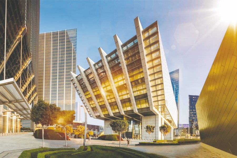 أبوظبي العالمي يستقطب 10 آلاف مشارك في معرض التوظيف الافتراضي