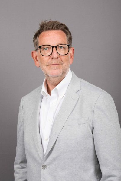 سوفوس تعلن خططها لتوسعة عملياتها في الشرق الأوسط من خلال إطلاق مركز جديد للبيانات في دولة الإمارات