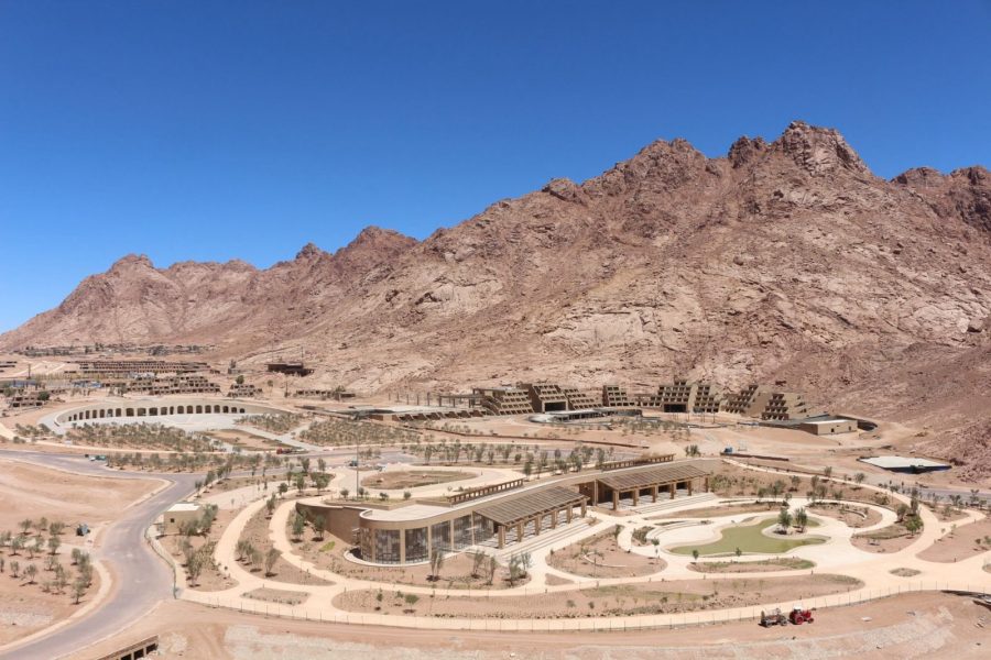 “وورلد إنترناشيونال” تستعرض إرثها العريق وخططها التوسعية في معرض سوق السفر العربي 2025