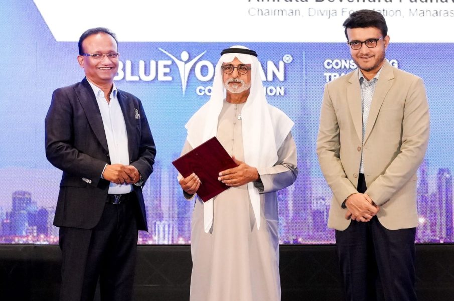 نهيان بن مبارك يشهد مؤتمر المشتريات والتوريد الدولي في دبي