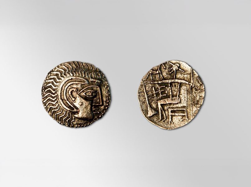 عملات نقدية إماراتية تاريخية نادرة في متحف زايد الوطني