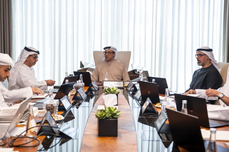منصور بن زايد يترأس اجتماع مجلس إدارة جهاز أبوظبي للاستثمار