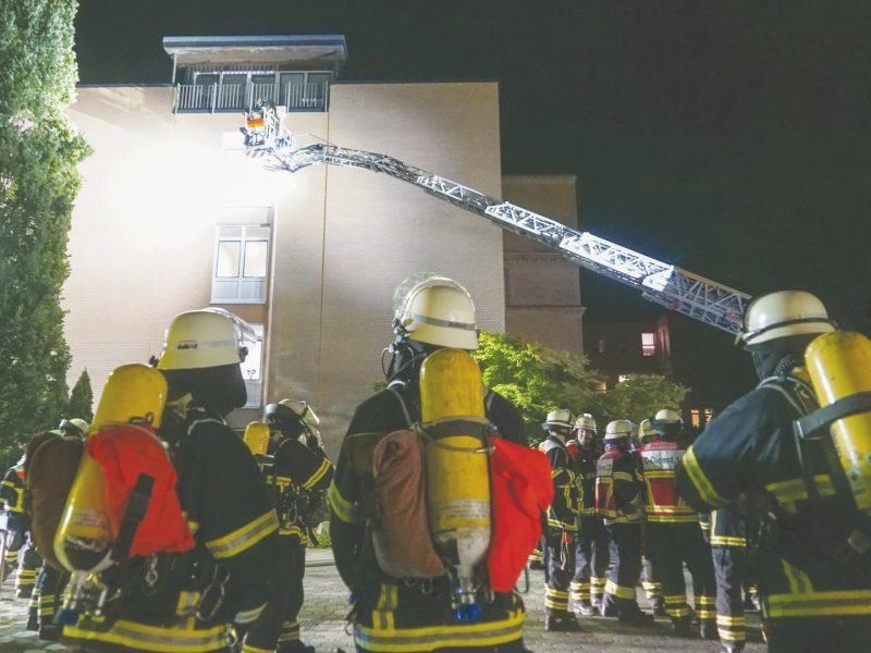 3 وفيات وعشرات الجرحى في حريق بمستشفى في هامبورج